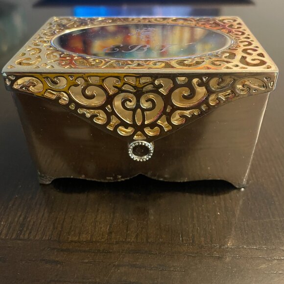 Engraved Silver and gold plated jewelry box (EBF) - Picture 4 of 8